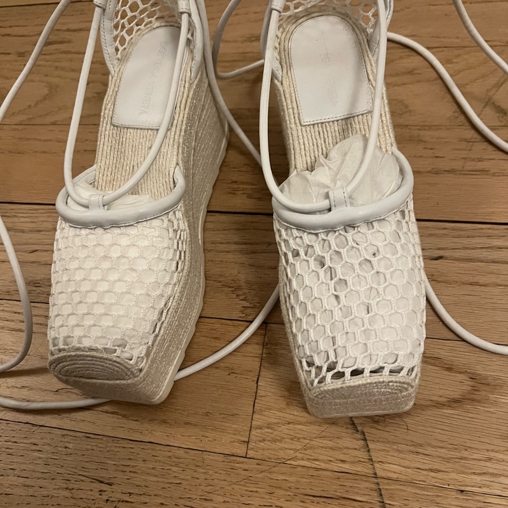 BOTTEGA VENETA - White Net Women's Wedge Espadrilles - 6.5 / 7 - excellent - Picture 3 of 13
